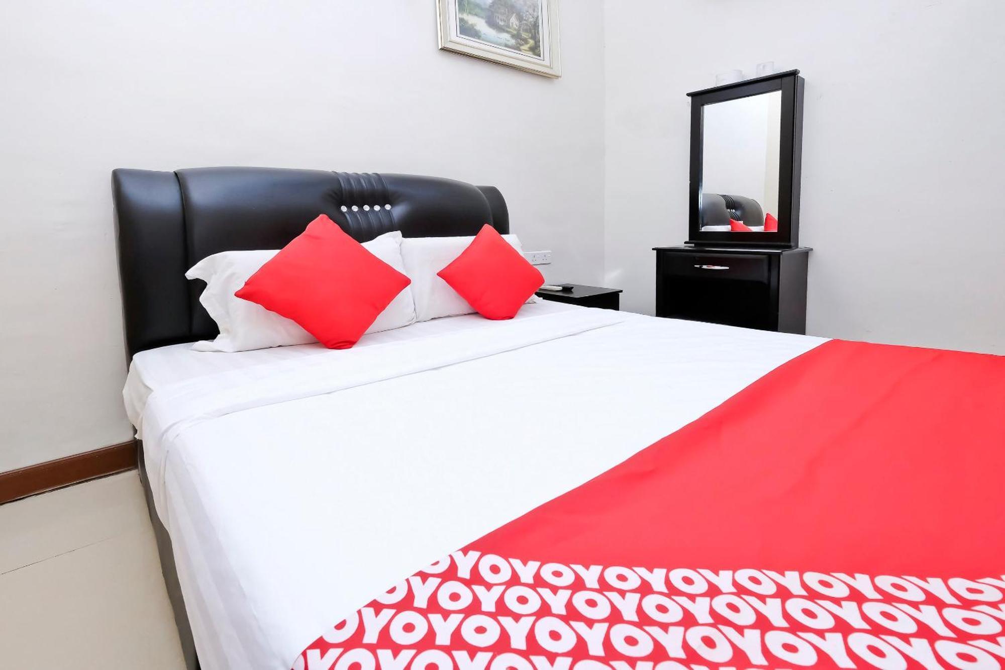 באנגי Oyo 714 Arina Hotel מראה חיצוני תמונה